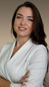 DR. Karina Abdullina